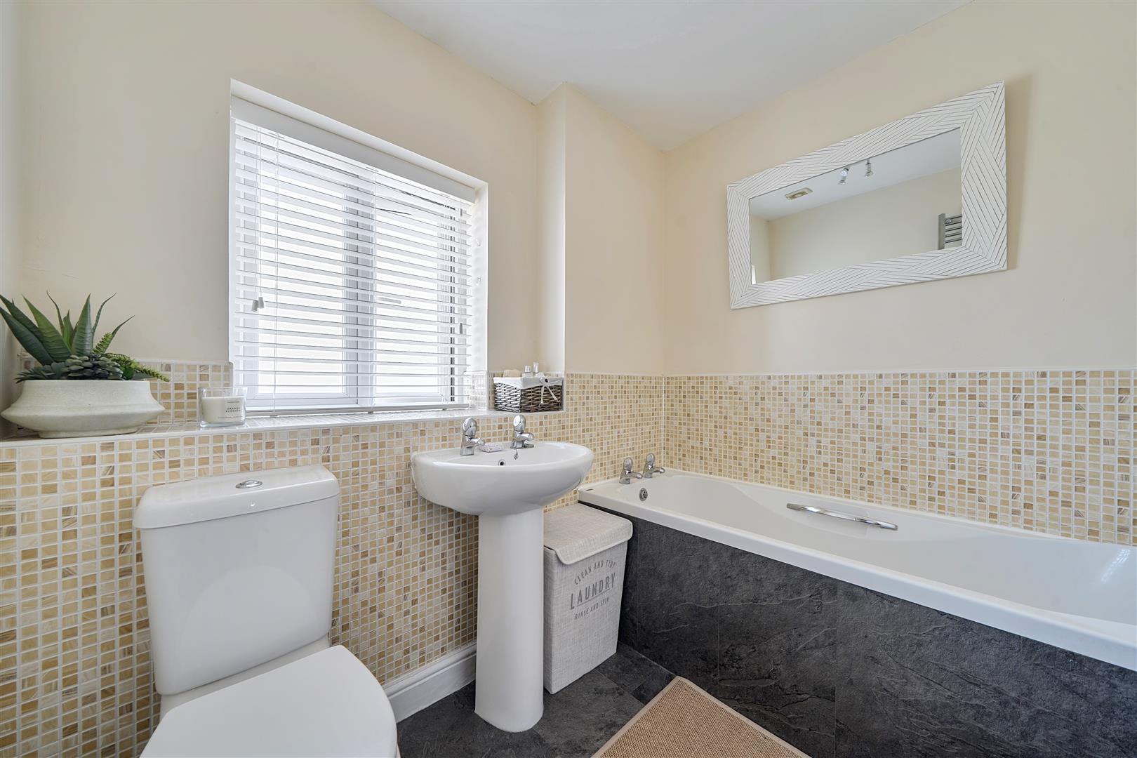 Heol Y Gwartheg, Gowerton, Swansea, SA4 3GN